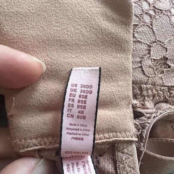 Nursing Bra Lot - Picture 6 of 7